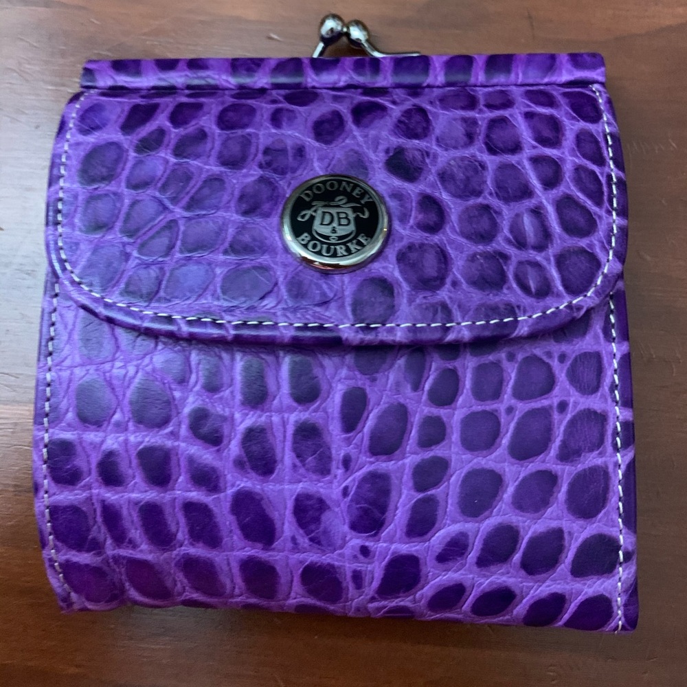 Dooney and Bourke Wallet BRAND NEW